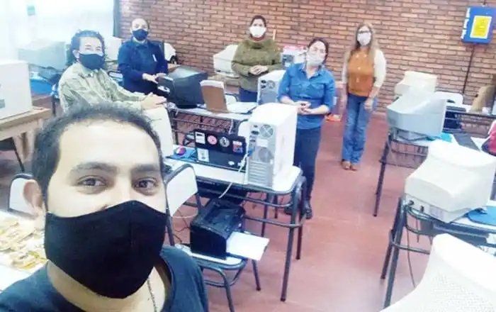 17 de  septiembre �SDía del Profesor⬝