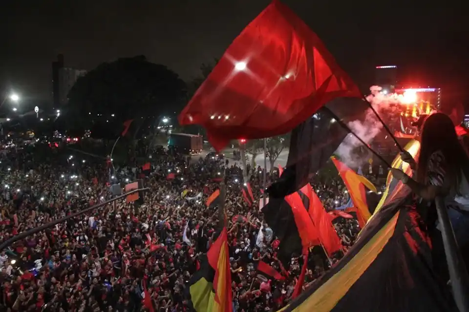 Colón festejó su aniversario junto a más de 50 mil personas