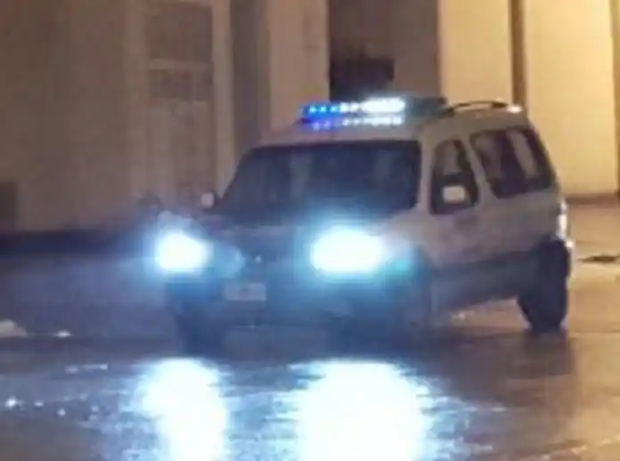 Efectivos policiales asistieron a una bebe con problemas respiratorios