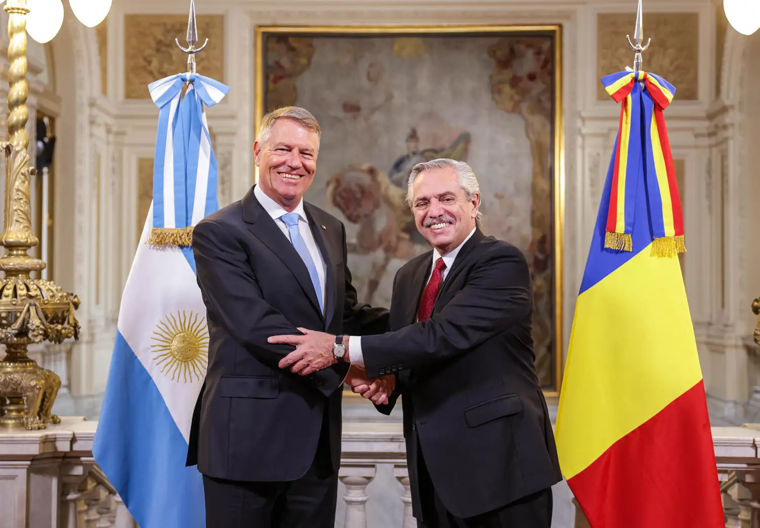 Alberto Fernández recibió a su par de Rumania, Klaus Iohannis.