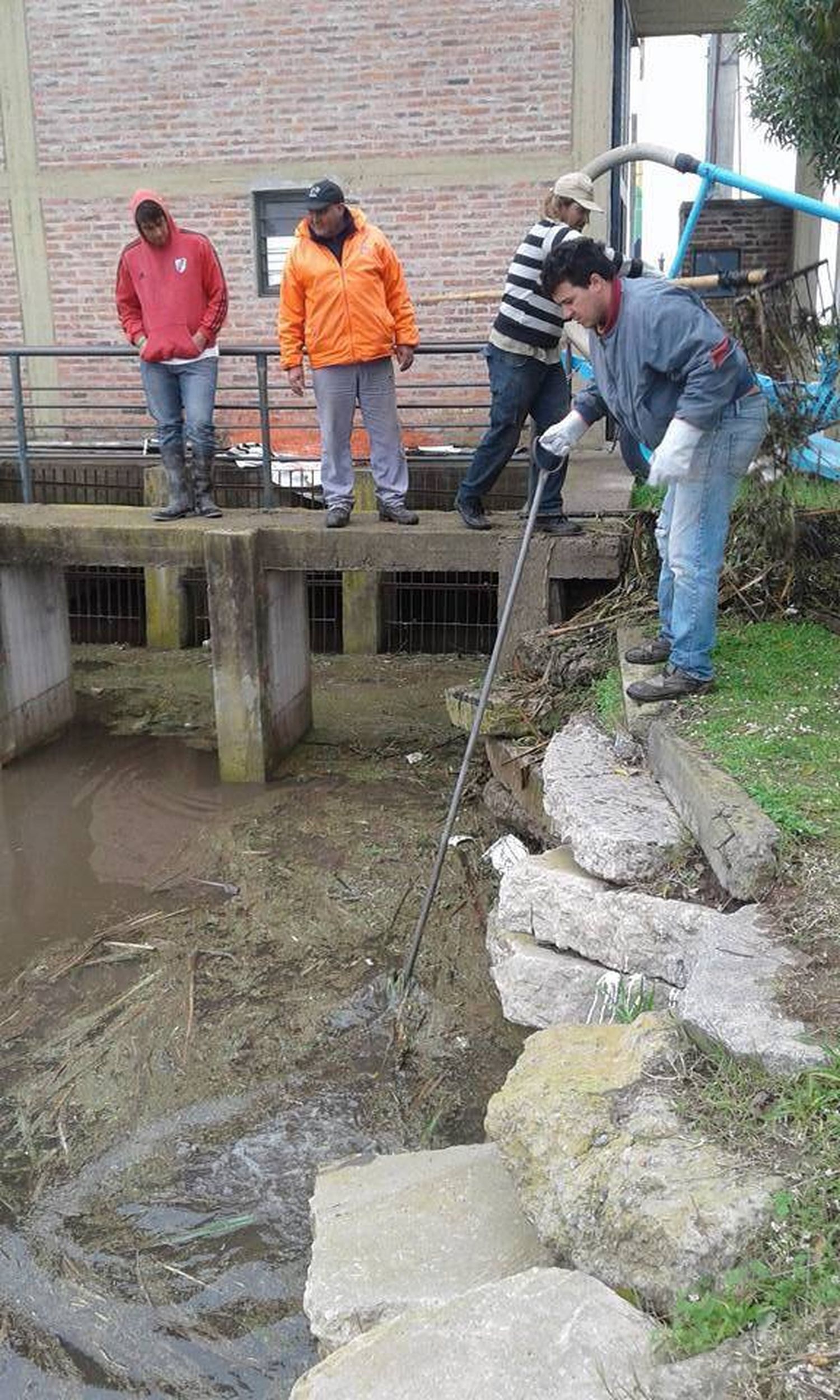 Chascomús: La Municipalidad montó un operativo de urgencia tras el temporal que sufrió el distrito