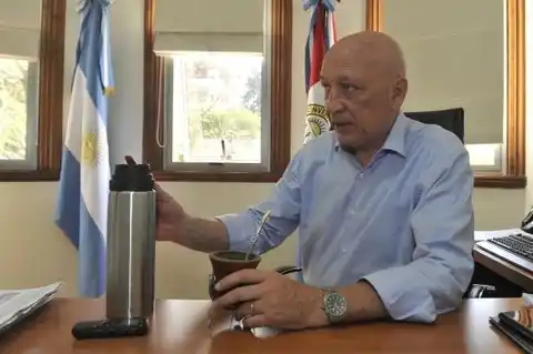 Bonfatti pide que renuncien dos ministros radicales