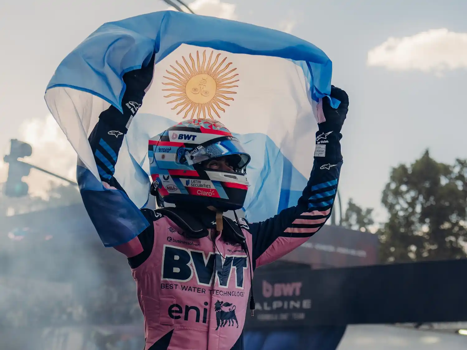 Colapinto recorrió las calles bonaerenses acompañado de más de 500 mil argentinos. (Foto: Alpine)