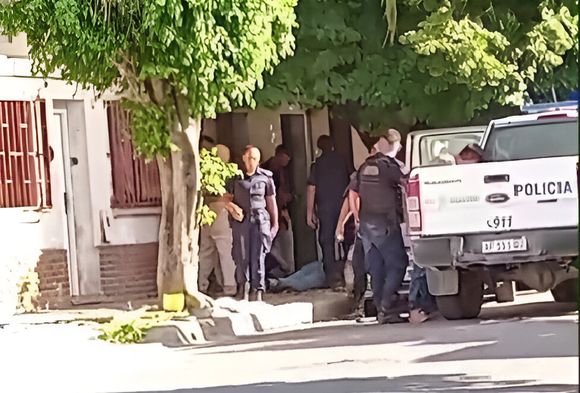 Detuvieron a una banda de nicoleños que había entrado a robar a una casa en Obligado al 400