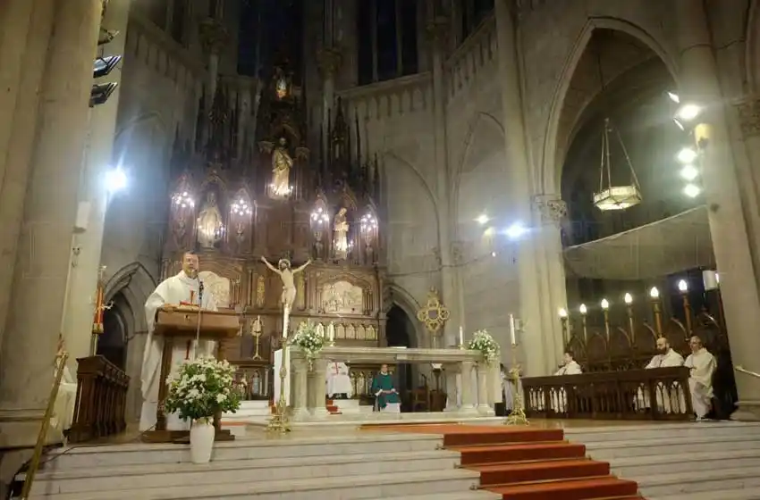 También autorizan las misas en Mar del Plata con un aforo del 30%