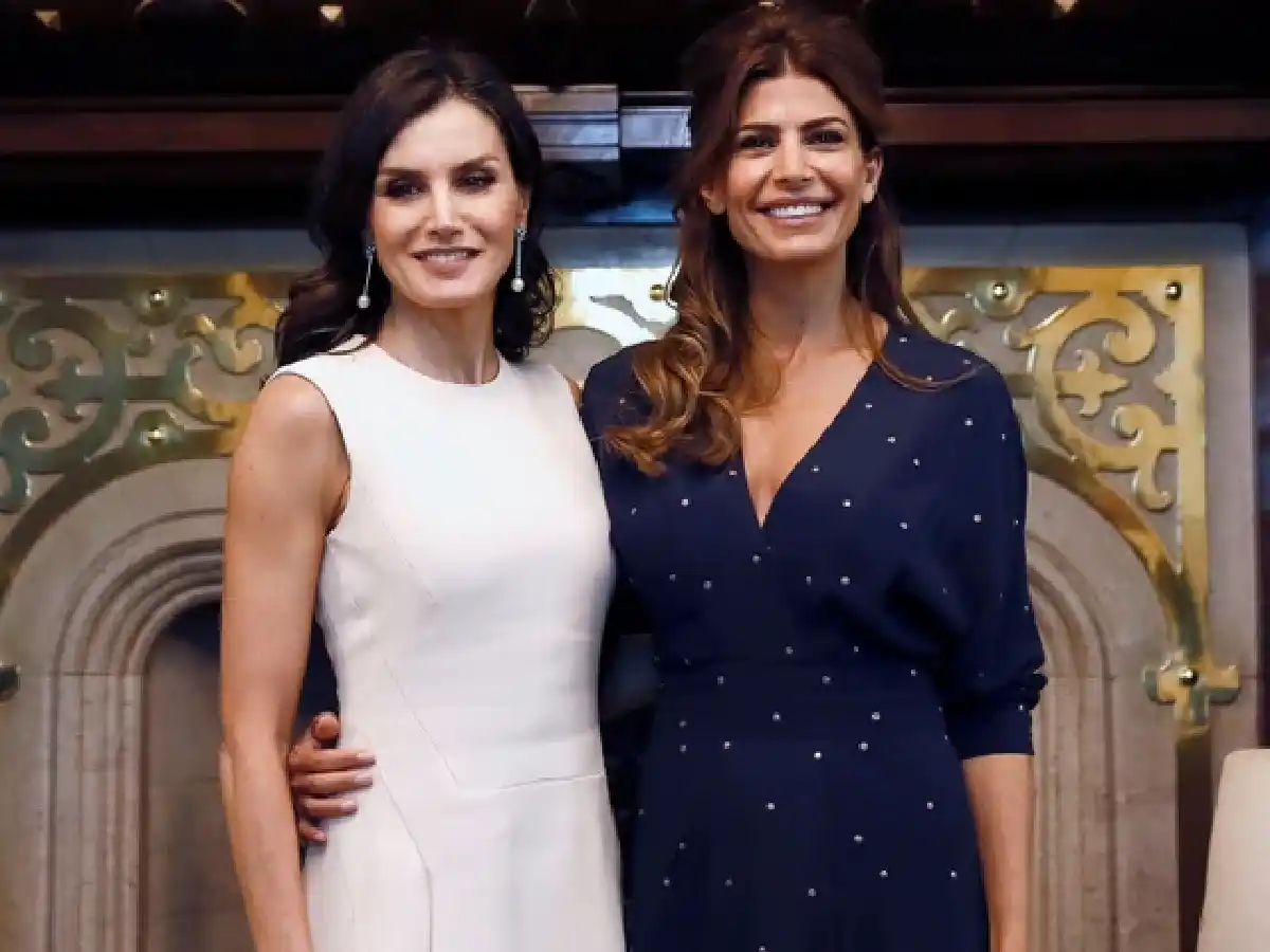 Diseño de autor y corte midi: las claves del glamour de la cena de gala en el CCK