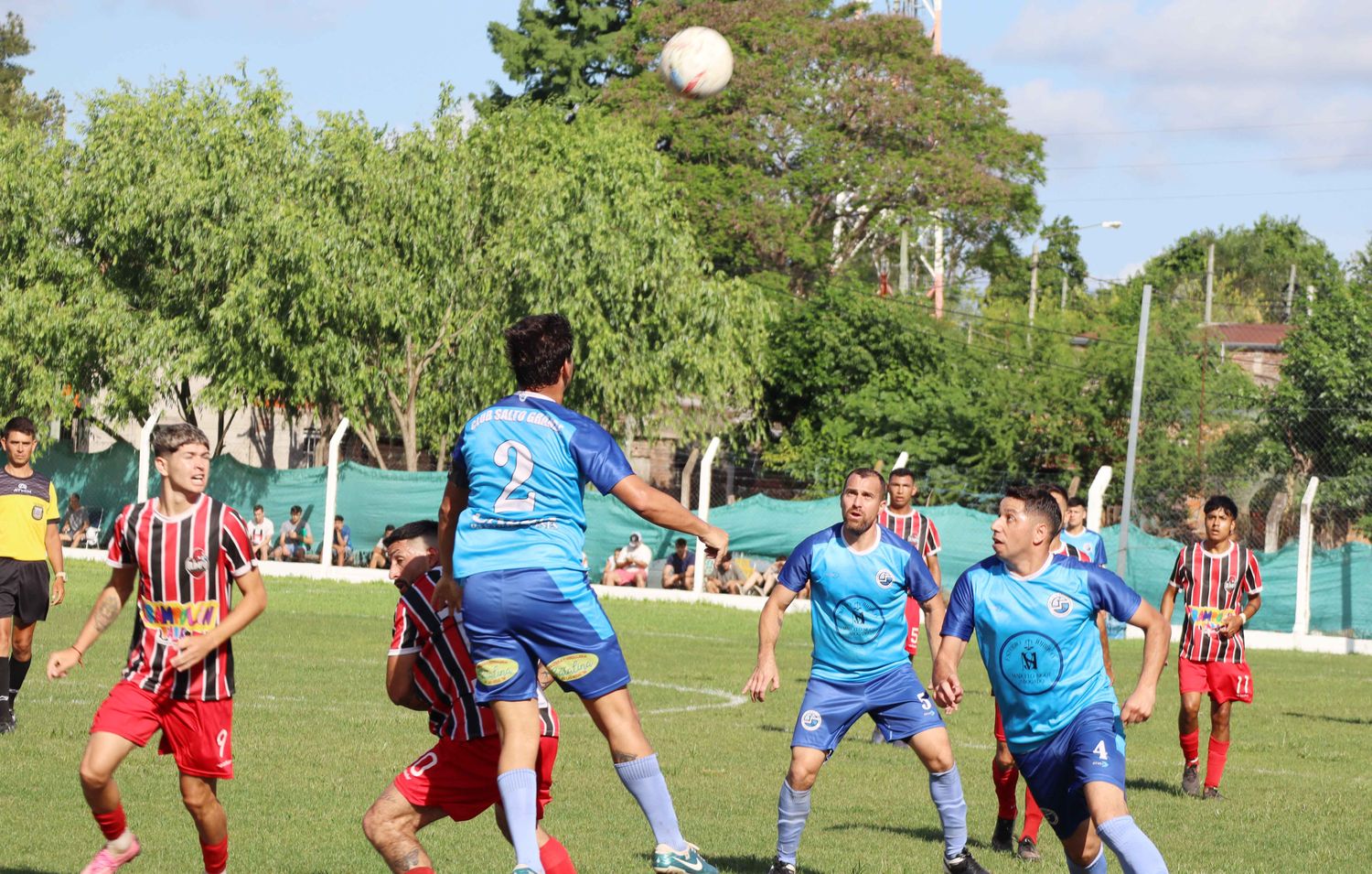 Salto Grande venció a El Olimpo y se metió en semifinales del Petit Torneo