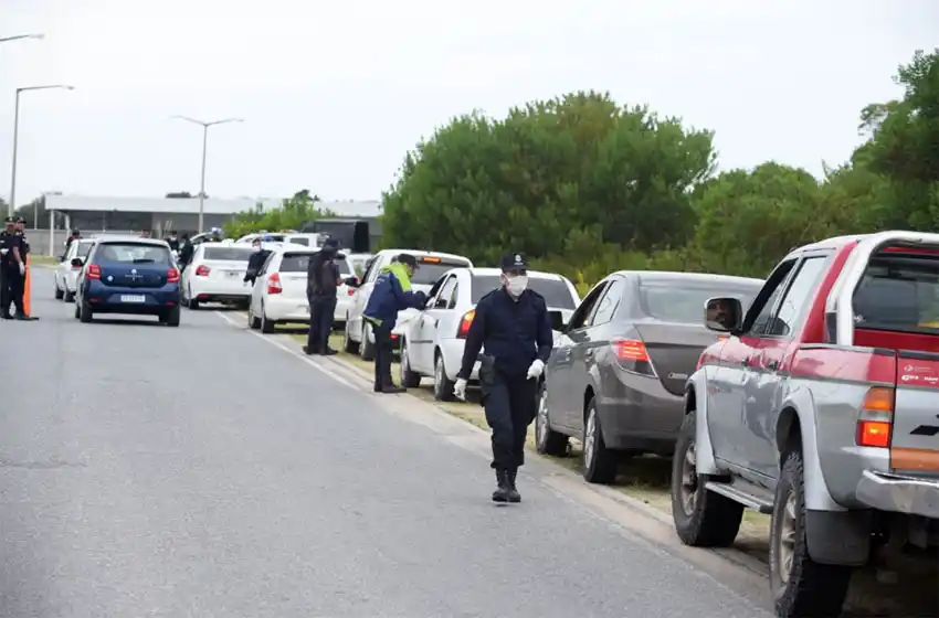 Intendente de Pinamar: "Si no bloqueo las entradas, lo van a hacer los vecinos"