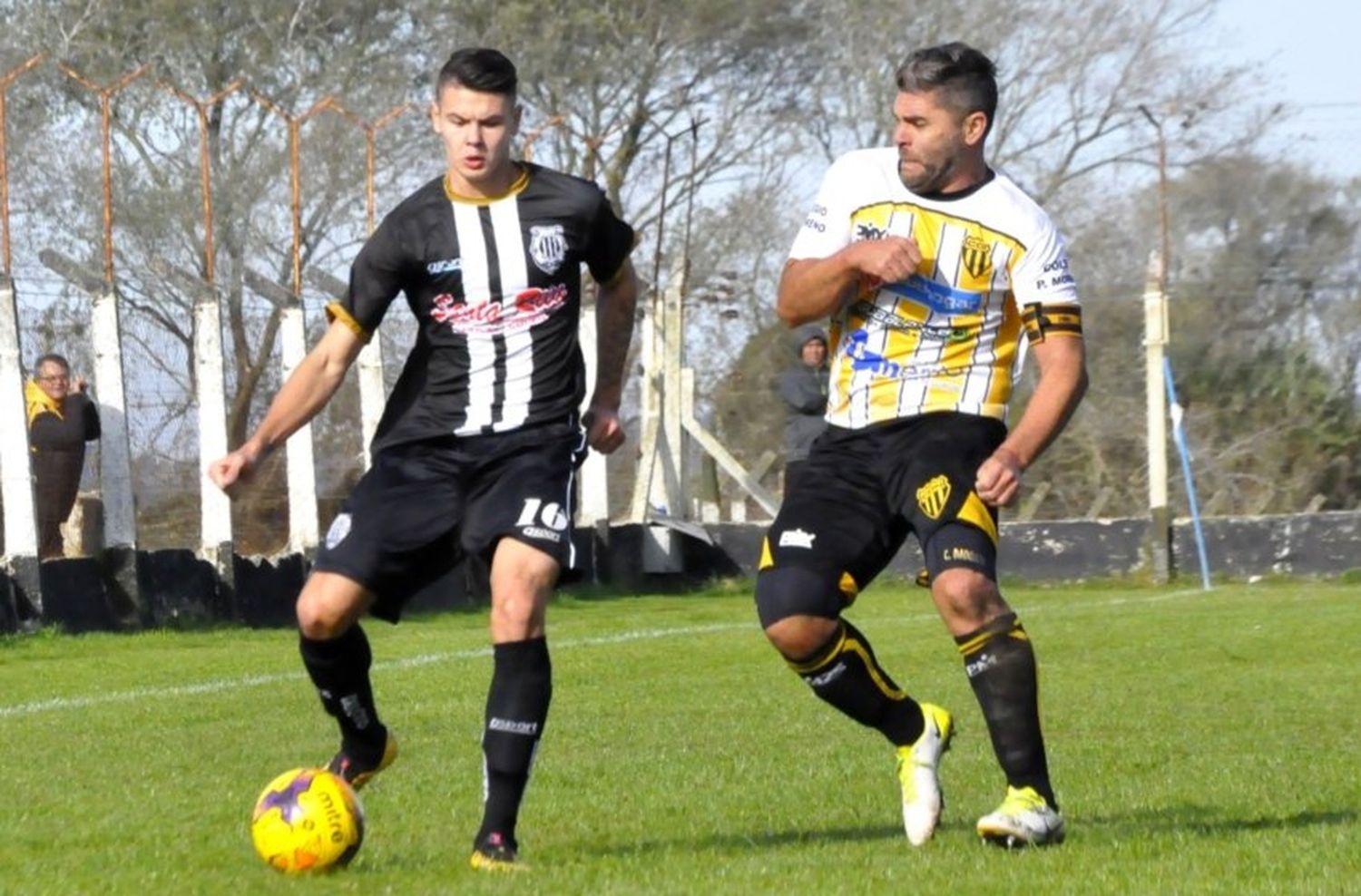 Se larga la Zona Campeonato del fútbol local