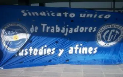 Tras 14 horas de protesta, Vigiladores de SUTCA levantaron el corte de la Ruta 2 en Chascomús