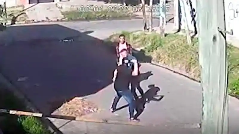 Tenía 16 años, le robaron una sidra y lo mataron a botellazos