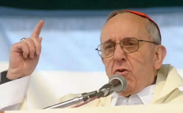 Bergoglio continúa  siendo “candidato”
