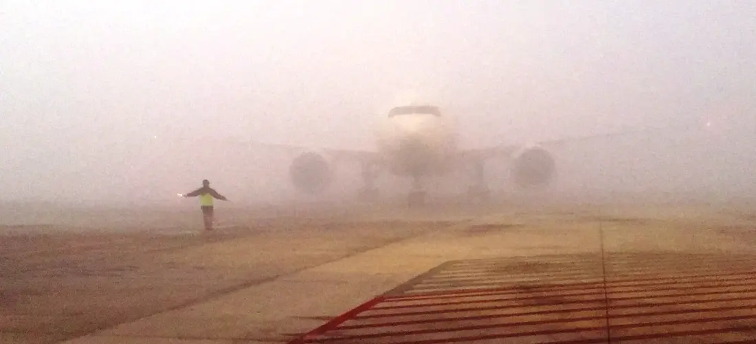 Por niebla, cancelan todos los vuelos desde Ezeiza, El Palomar y Aeroparque