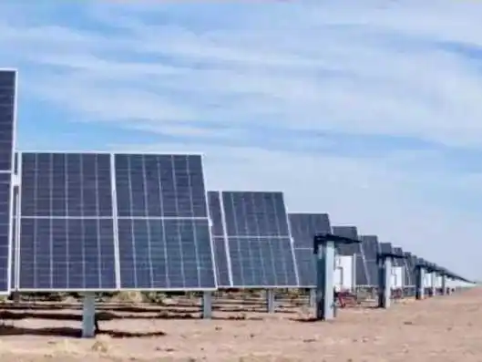 Formosa celebra un nuevo parque solar y refuerza
la red provincial para garantizar el servicio eléctrico