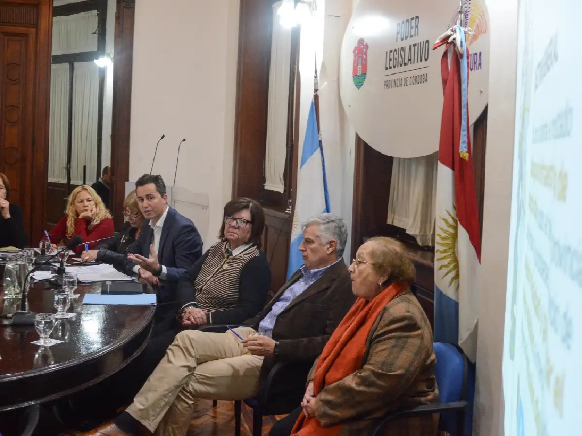 Presentaron el proyecto de ley de Conectividad en la Legislatura
