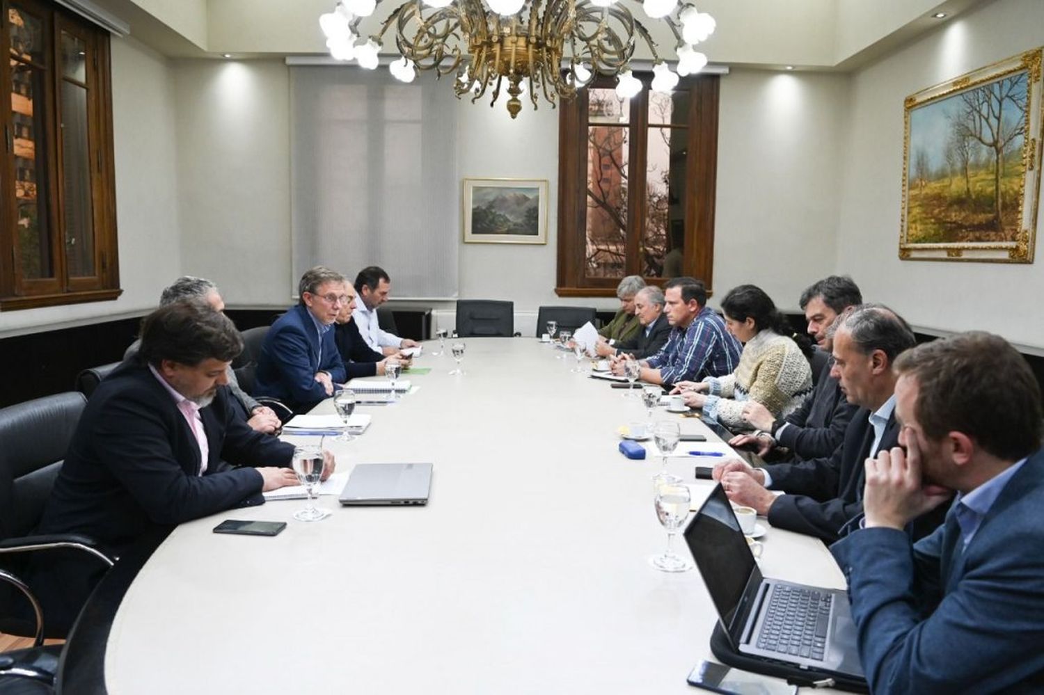 Juan José Bahillo recibió a técnicos de la Mesa de Enlace