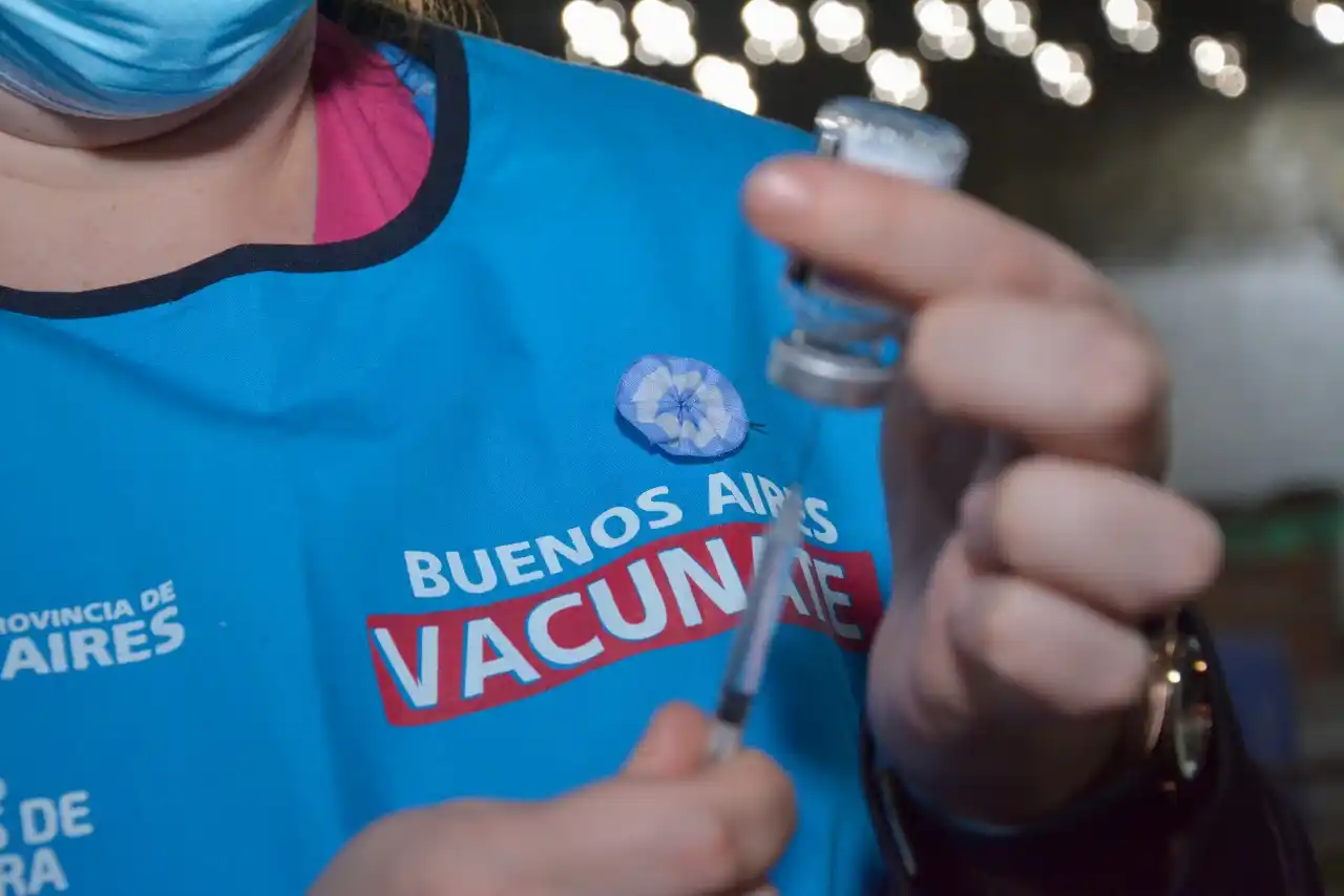 Hay 300 mil jóvenes bonaerenses registrados de entre 13 a 17 años para vacunarse contra el Covid-19