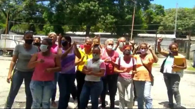 Cerca de 80 presos de Poliplaza cumplen una semana en huelga de bocas cosidas