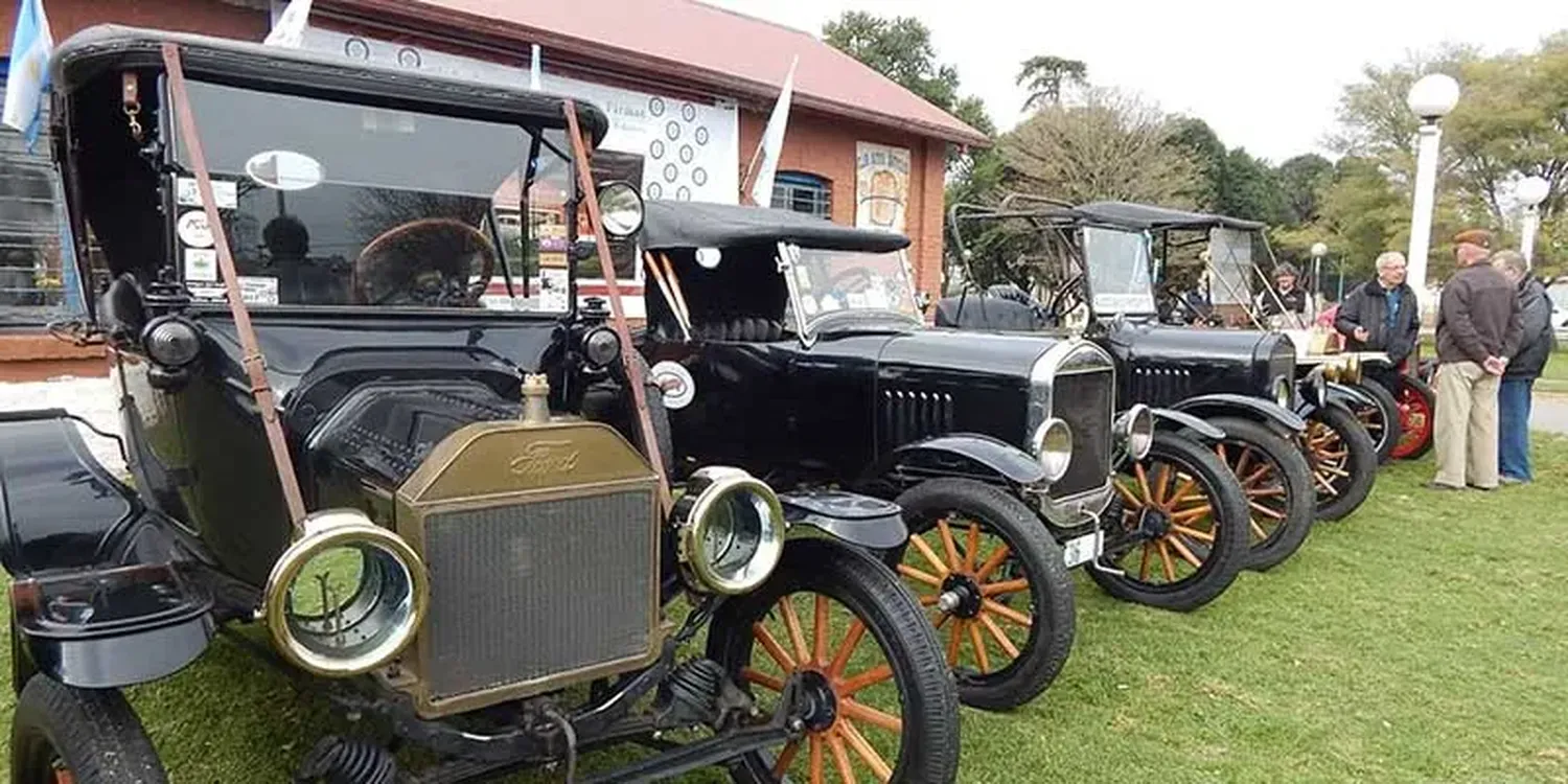 Se viene la 23° Exposición de Autos Antiguos y Clásicos de Firmat