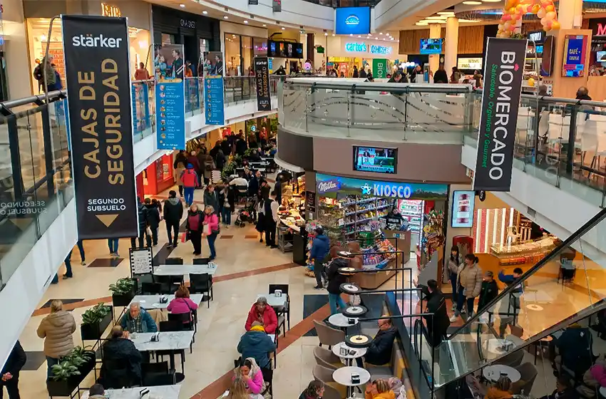 Desde el Sindicato de Empleados de Comercio de Mar del Plata y Zona Atlántica advirtieron que en los últimos días se registraron dos despidos.