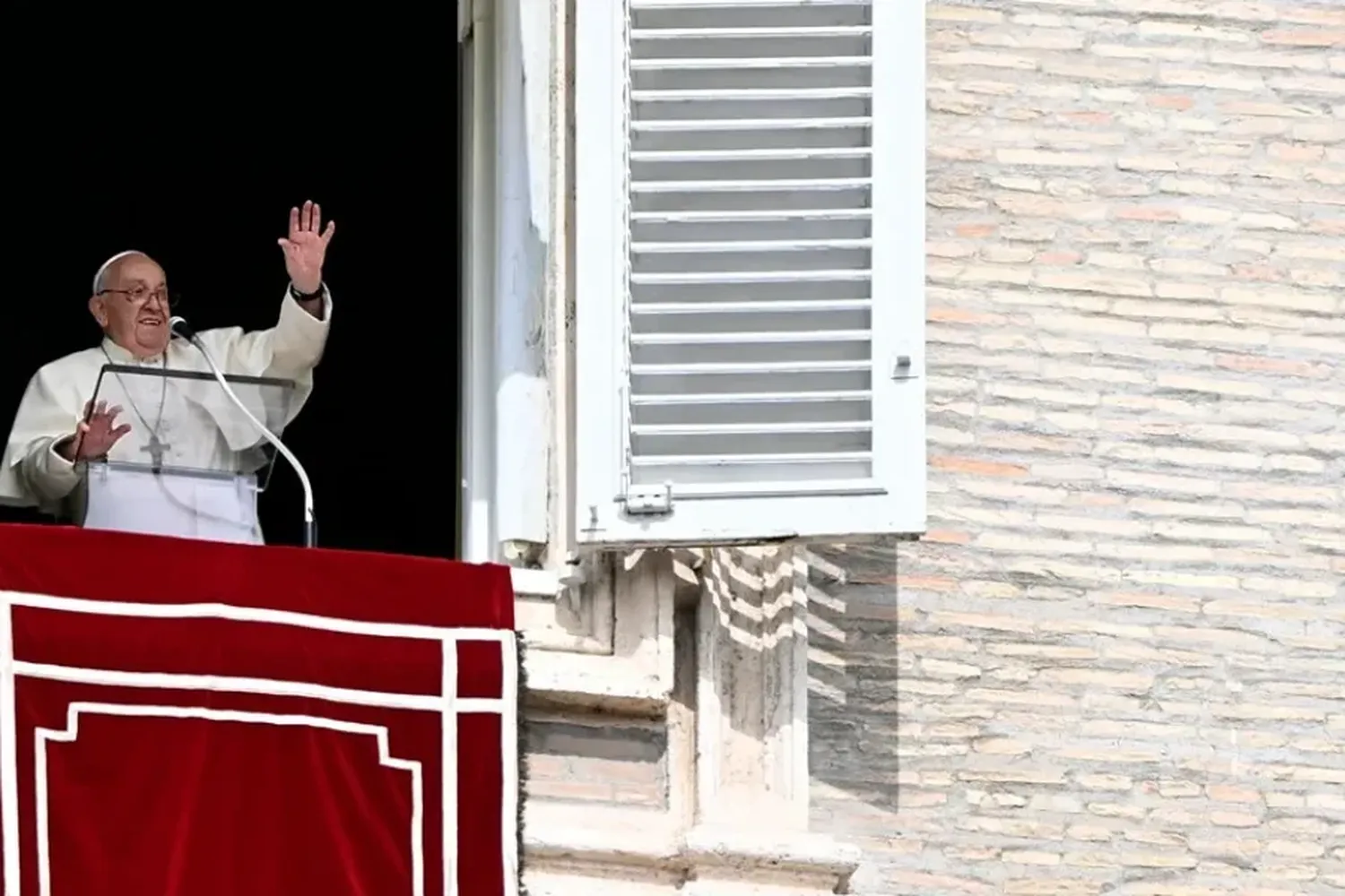 El papa Francisco cancela su agenda de hoy por gripe