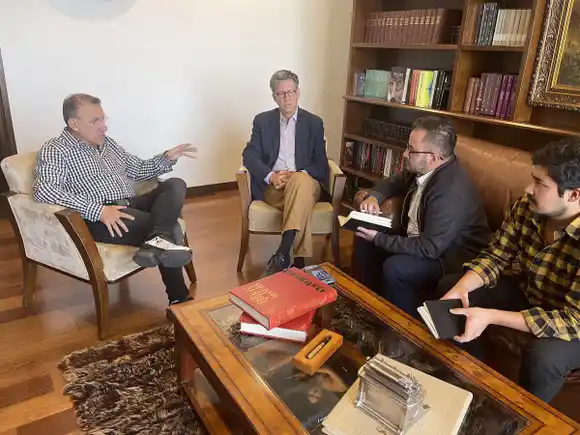 Congreso de Colombia y la fundación Luminate acuerdan fortalecer la democracia