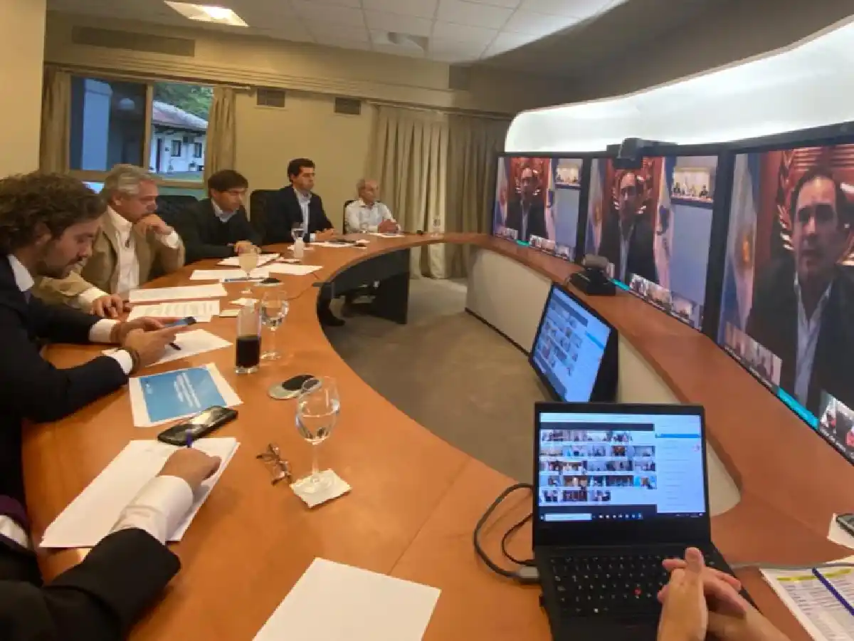 Apoyo de los gobernadores a la extensión del aislamiento