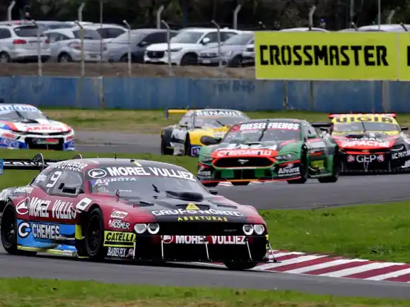 Turismo Carretera define su Etapa Regular con show a pista llena en Buenos Aires