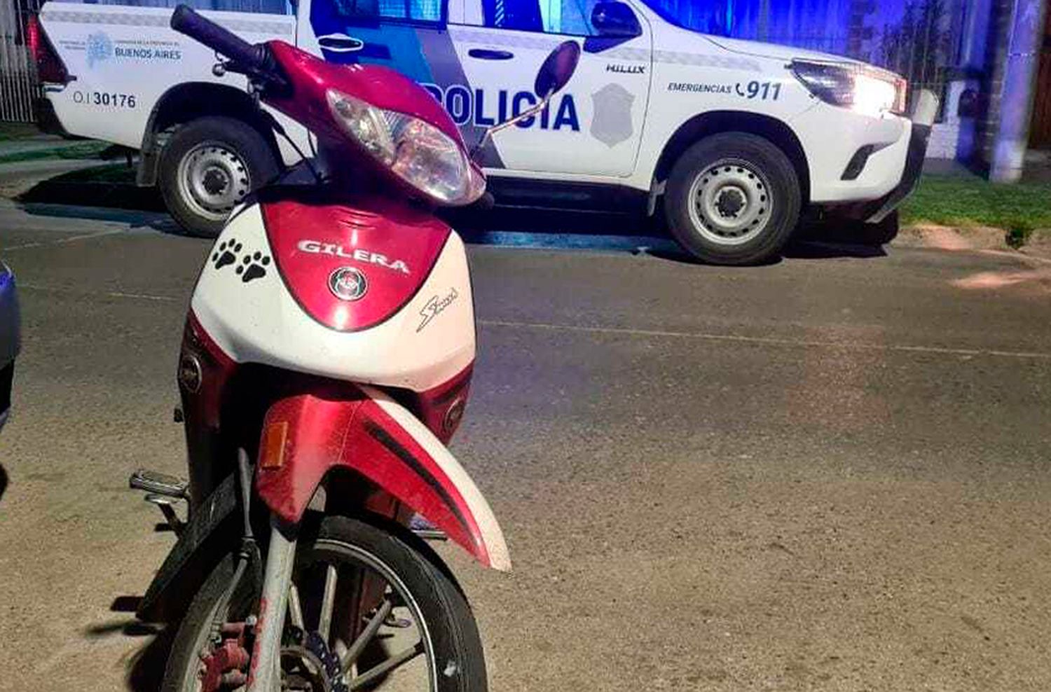 Lo vio cuando le quería robar la moto y lo corrió: el detenido es menor