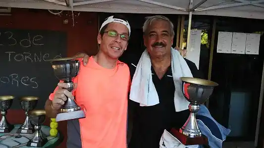 Tenis: Comenzó el Abierto del Club Neptunia