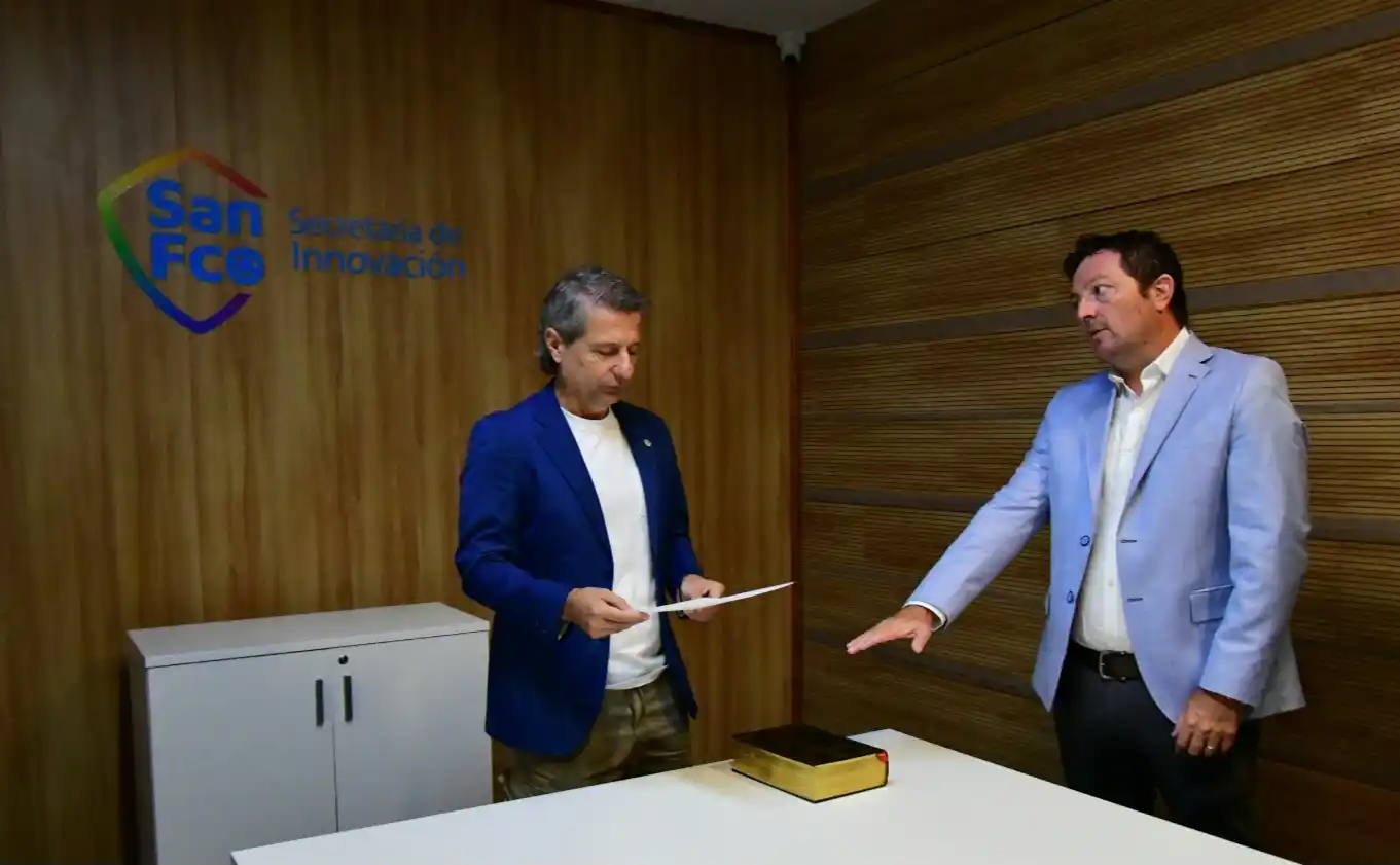 El intendente Bernarte puso en funciones a Juan Pablo Bono.