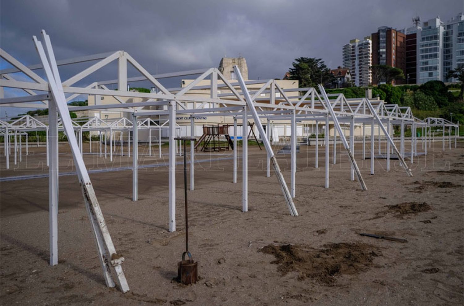 Desde el EMTUR confirmaron que también concesionarán playas del sector norte de la ciudad