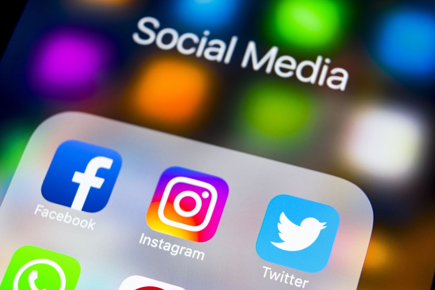 Whatsapp, Facebook e Instagram, caídos a nivel global