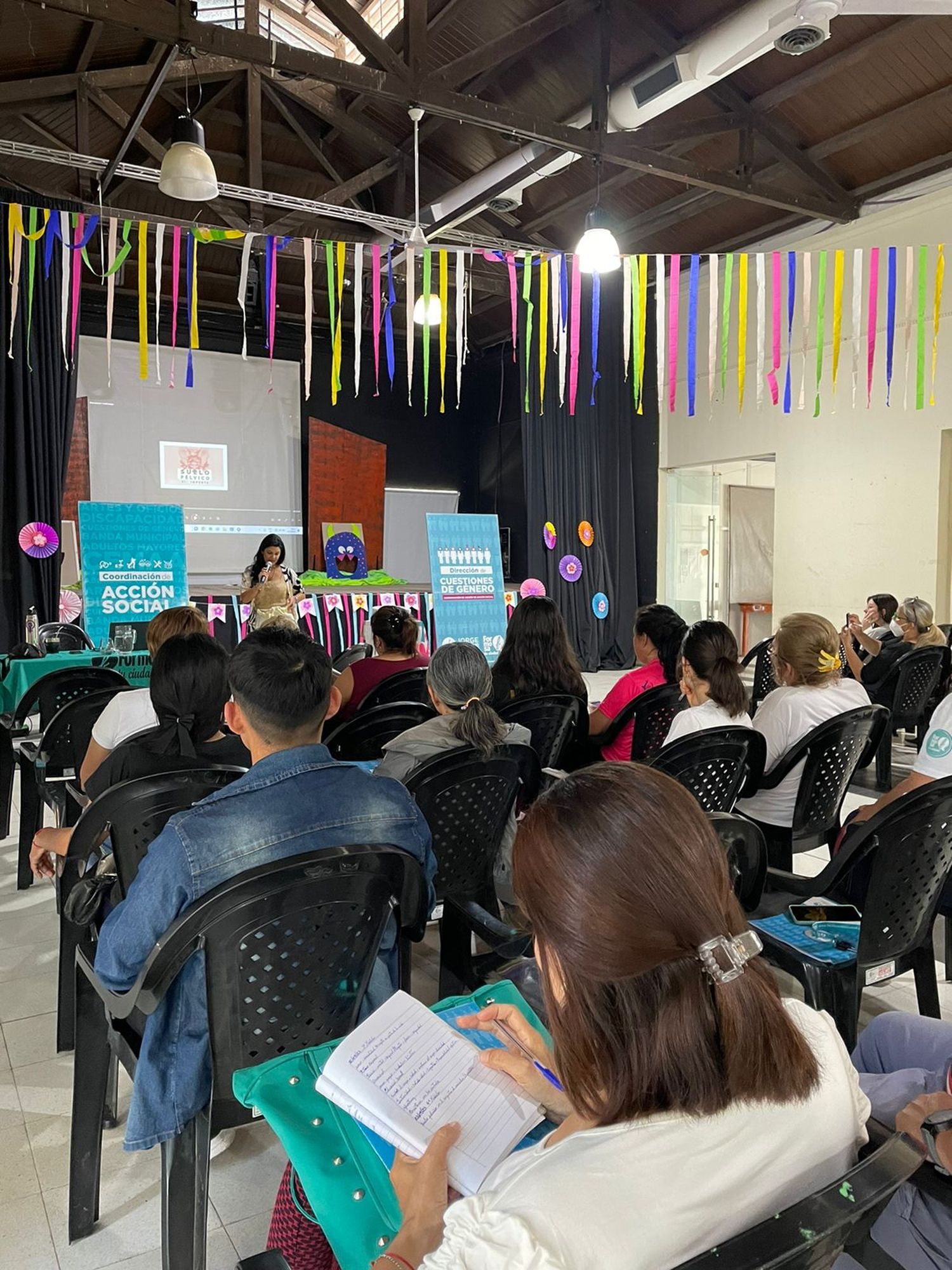 Se realizó el cuarto encuentro de la Escuela Municipal de Formación Popular en Género