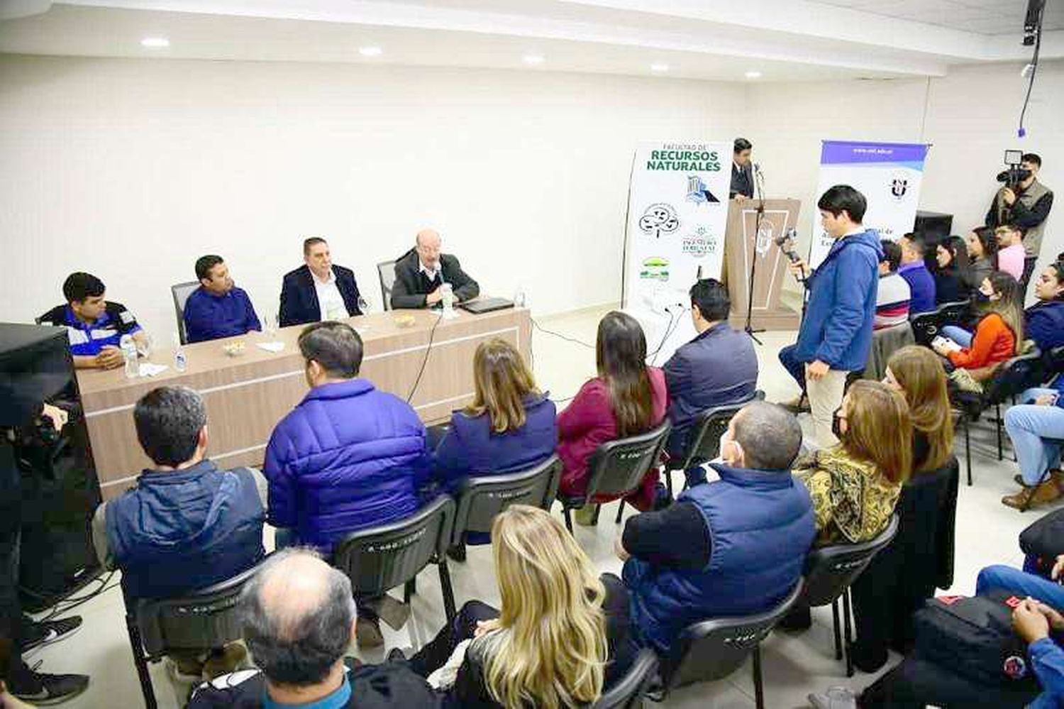 Tuvo lugar la Primera jornada 
de Ingeniería Civil en la UNaF