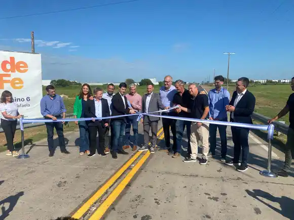 Enrico participó de la inauguración de la pavimentación del nuevo Camino Industrial N°6