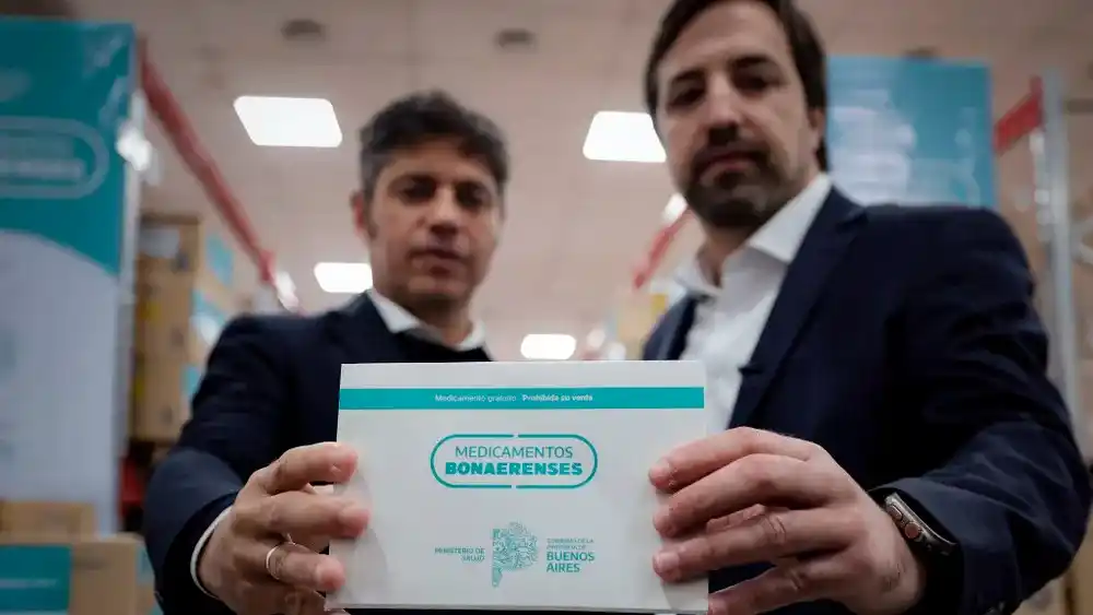 El gobernador Axel Kicillof con el ministro Nicolás Kreplak.