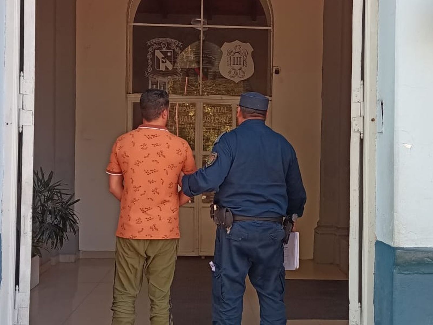 Detuvieron a un hombre por violencia de género en Pueblo Belgrano