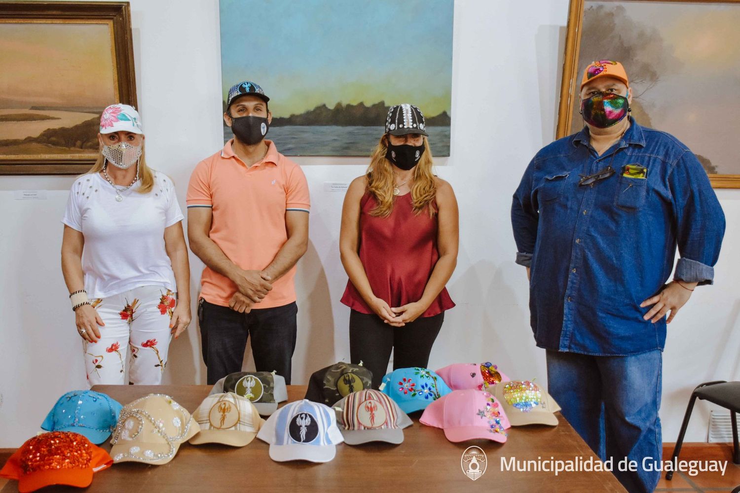 Ayer se presentaron oficialmente los gorros