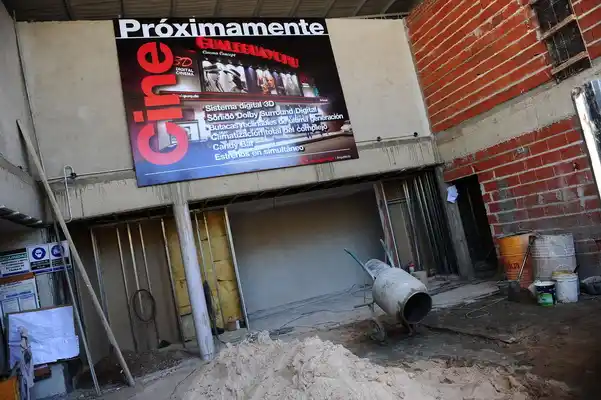 El cine de la ciudad podría inaugurarse a fines de diciembre o principio de enero