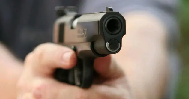 Asalto en un almacén