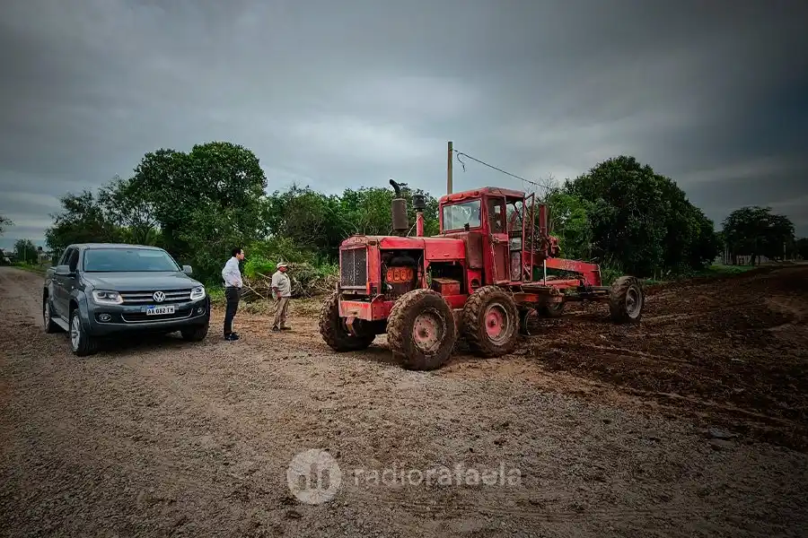 Obras de pavimento y mejorado con ripio