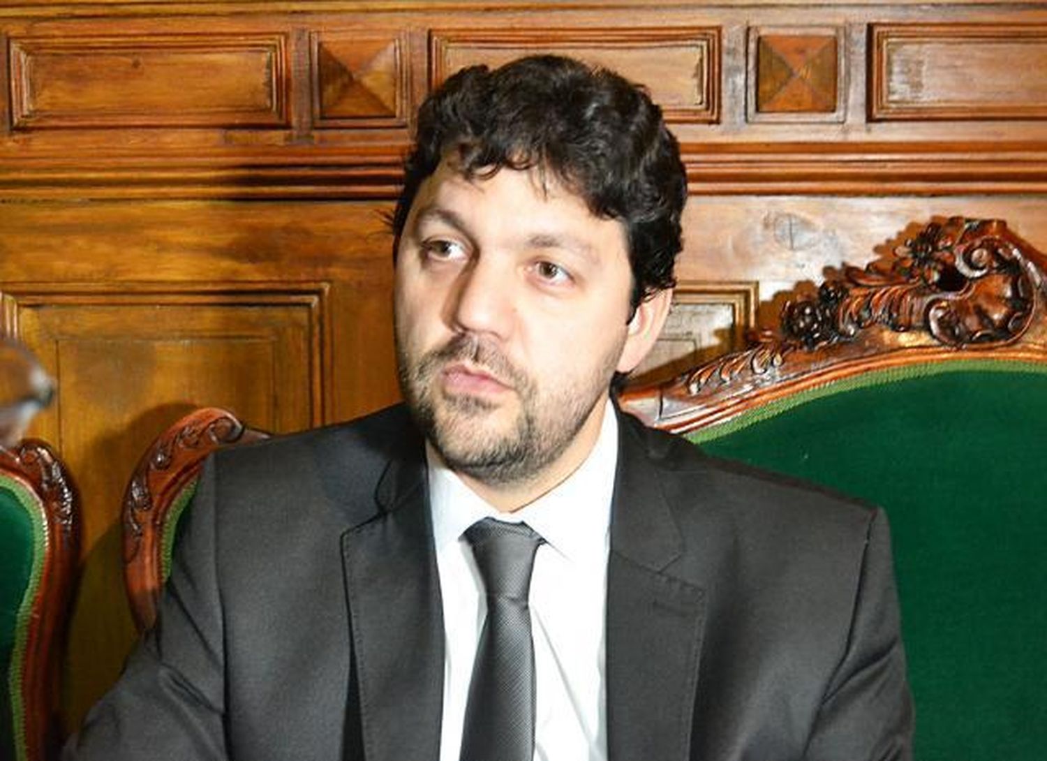 Ipoutcha destacó que continúan las obras y dio detalles sobre compras y contrataciones