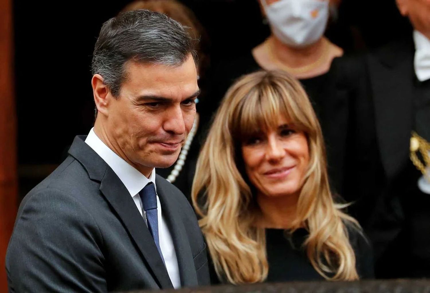 Pedro Sánchez en crisis: se pregunta si continuará al frente del gobierno español