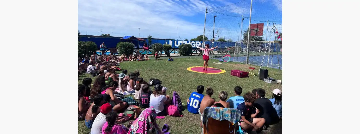 Inscripción récord para la colonia de UTHGRA