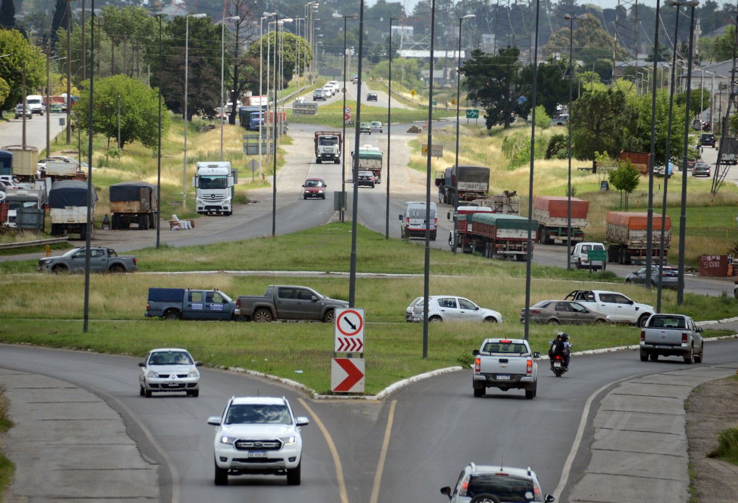 Santamarina adelantó que pedirá que se consideren alternativas para que la Ruta 226 sea “más segura”