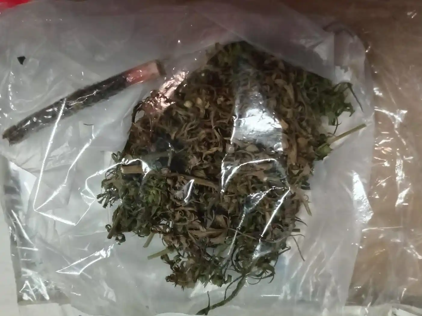 Parte de lo secuestrado por la policía.