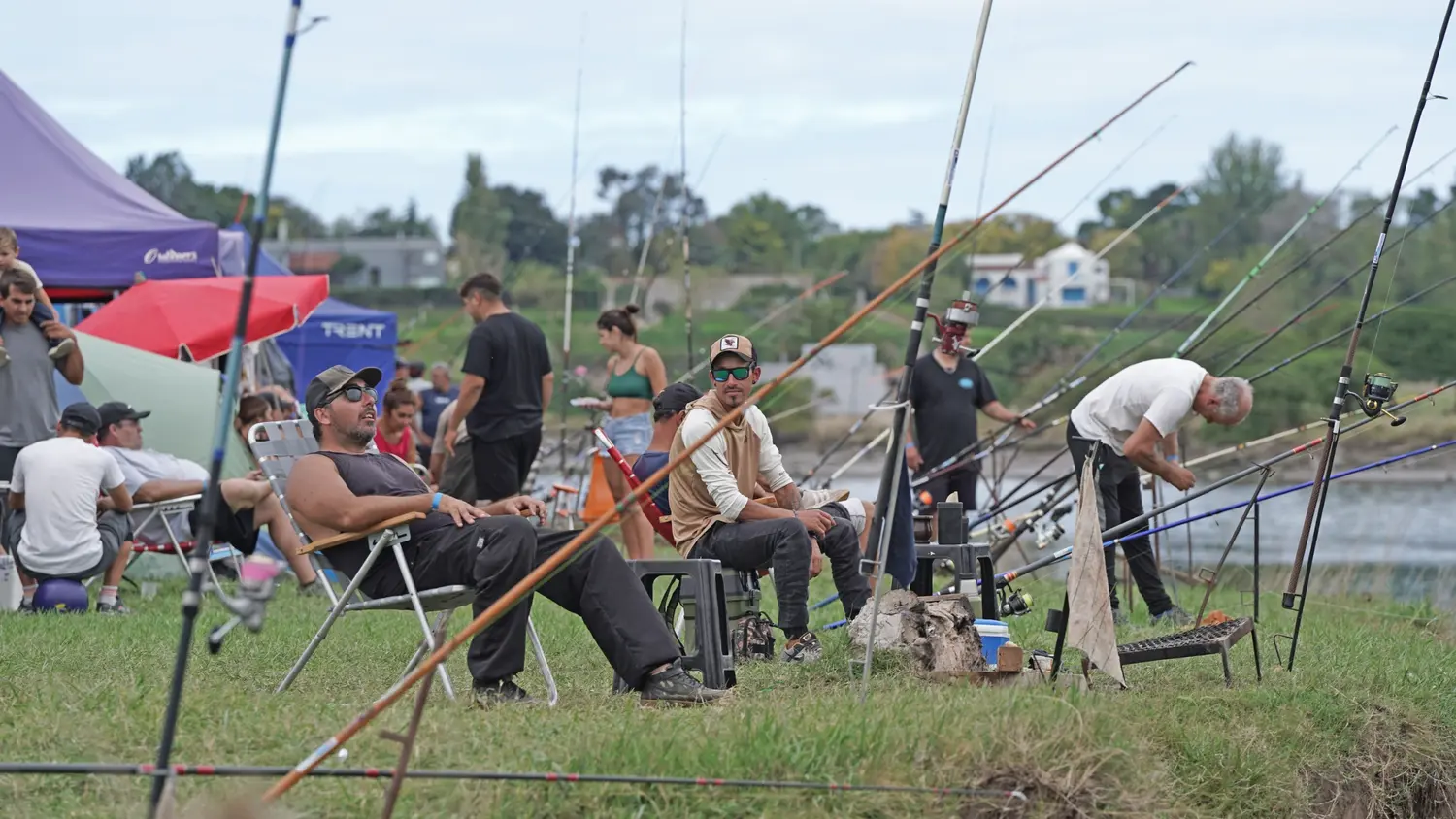 Las imágenes del concurso de pesca de Defensores de Puerto Quequén