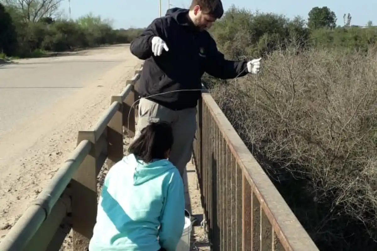 Monitoreos ambientales en los arroyos y cañadas afluentes al Gualeguaychú