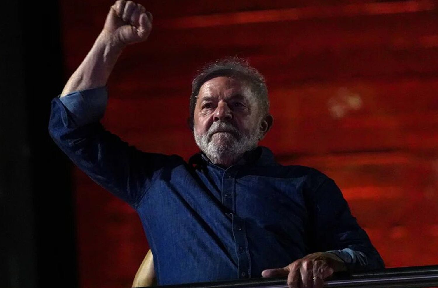 Lula dice que Argentina necesita elegir un presidente que "le guste la democracia"